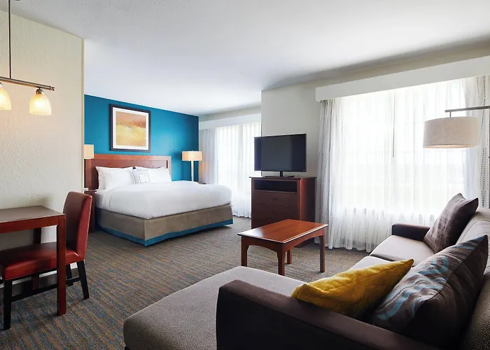 Hotel By Marriott