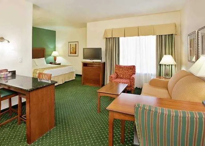 Hotel By Marriott